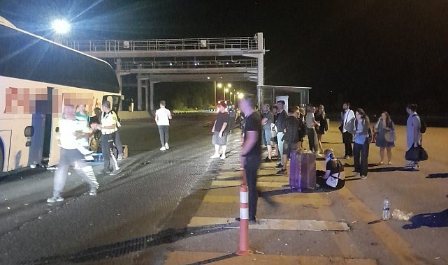 Aydın&#039;da trafik kazası: 8 yaralı