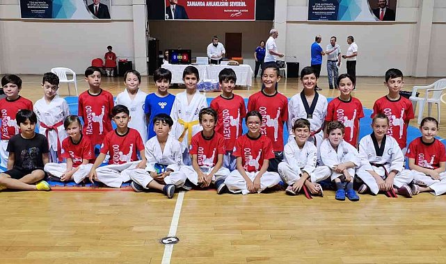Ayvalık sporunda tarihi bir gün daha yaşandı