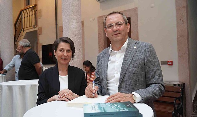 Ayvalık Tarihi Üzerine Akademik Çalışmalar Seçkisi kitabı tanıtıldı