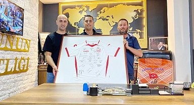 Ayvalıkgücü Belediyespor'dan ahde vefa