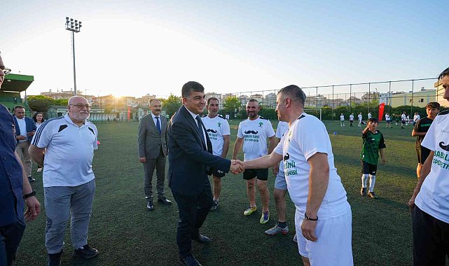 Babalar ve oğullarını karşı karşıya getiren organizasyonlar büyük ilgi gördü