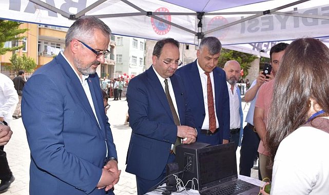 Bafra'da bilim fuarı açıldı