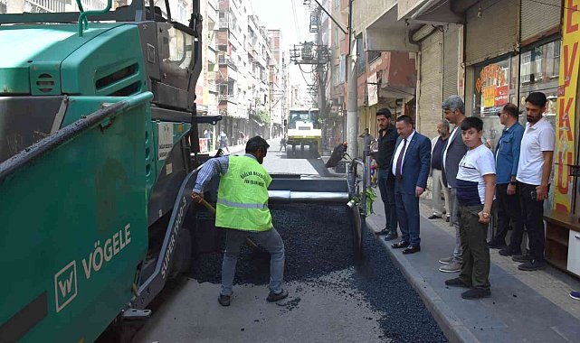Bağlar Belediyesinden asfalt çalışması