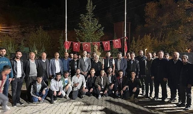 Bahçesaray'da örnek asker uğurlama etkinliği