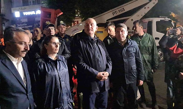 Bakan Soylu, Bartın&#039;daki sel bölgesinde: &quot;Vatandaşımızla bu sel afetinin oluşturduğu süreç ortadan kalkana kadar beraber olacağız&quot;