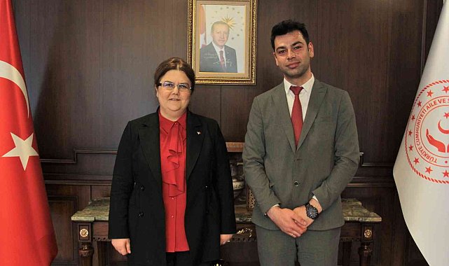 Bakan Yanık, Kronik Hastalara Elektrik Tüketim Desteği'nden yararlanma şartlarını esnettiklerinin müjdesini verdi