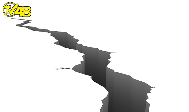 Balıkesir'de 2 saat içinde 30 artçı deprem meydana geldi