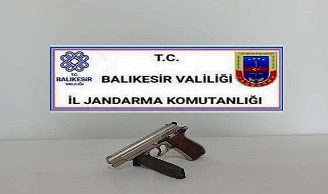 Balıkesir&#039;de jandarmadan 46 şahsa gözaltı