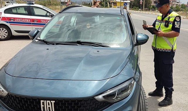 Balıkesir'de jandarmadan asayiş ve uyuşturucu operasyonu