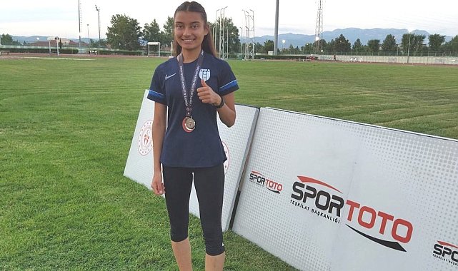 Balkan Şampiyonu Sıla Ata, Türkiye ikincisi oldu