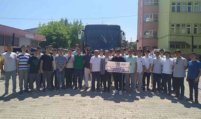 Başarılı öğrencilere anlamlı karne hediyesi