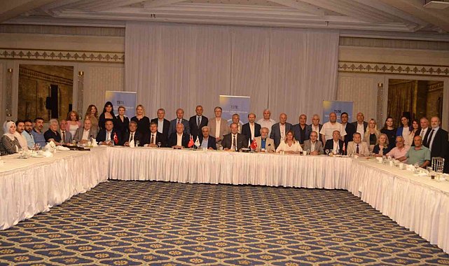 Başkan Akay, ilk toplantısını yoğun katılımla gerçekleştirdi