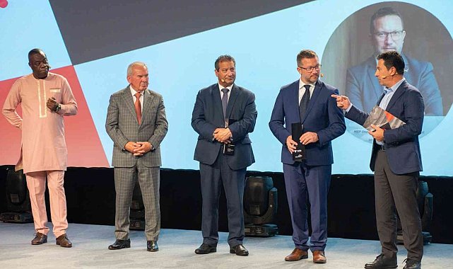 Başkan Aras Malta&#039;da turizm forumuna katıldı