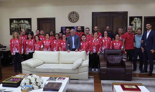 Başkan Aşgın, özel sporcuları ağırladı