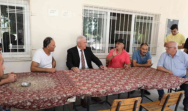 Başkan Atay, fırtınadan etkilenen Kocagür mahalle sakinleri ile buluştu