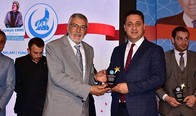 Başkan Bozkurt Ülkü Ocakları Eskişehir İl Başkanlığının ödül törenine katıldı