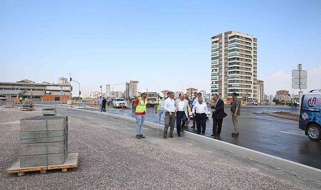 Başkan Büyükkılıç: &quot;Her yönü ile dört dörtlük kavşak açıldı&quot;