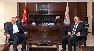 Başkan Büyükkılıç'a "En Çok İstihdam ve En Çok Kadın İstihdamı" plaketi