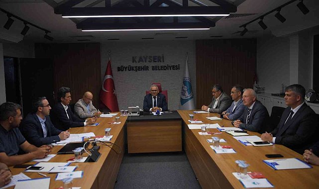 Başkan Büyükkılıç&#039;tan &#039;Erciyes&#039; Zirvesi