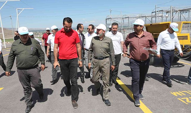 Başkan Çolakbayrakdar, modern kurban kesim ve satış yerinde