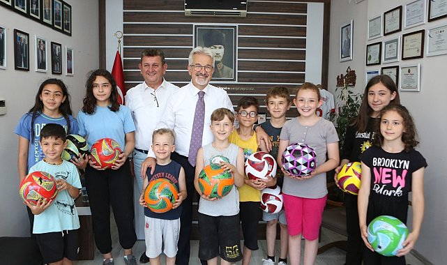 Başkan Erdem Fethiye&#039;de vatandaşı dinledi