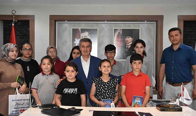 Başkan Erol'dan başarılı öğrencilere ödül