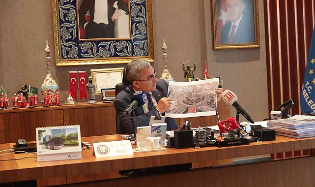 Başkan Işık: "Meydan projesi 29 Ekim Cumhuriyet Bayramı'na yetişecek"