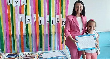 Başkan Tekin öğrencilerin karne heyecanına ortak oldu