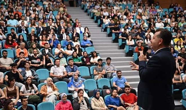 Başkan Yılmaz, BAÜN&#039;lü öğrencilerle buluştu