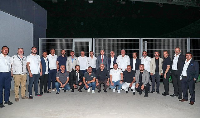 Başkan Yüce, Sakaryaspor yönetimi ile buluştu