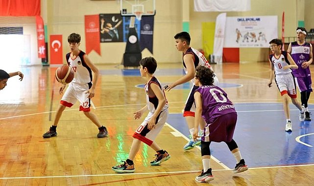 Basketbol şampiyonasında 16 takım mücadele etti