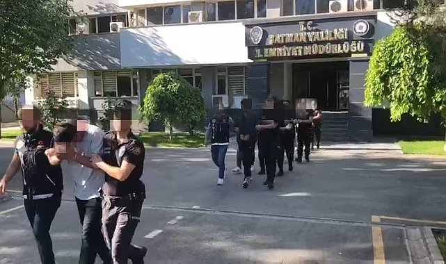 Batman'da eş zamanlı uyuşturucu operasyonu: 14 tutuklama
