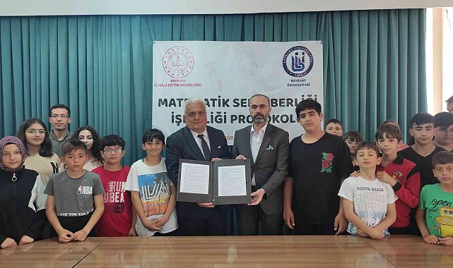 Bayburt Üniversitesi ile Bayburt İl Millî Eğitim Müdürlüğü arasında 'Matematik Seferberliği' protokolü imzalandı