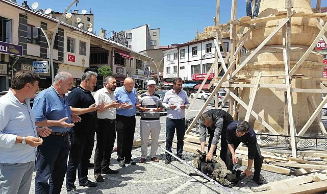 Bayburt&#039;ta Saat Kulesinin restorasyon çalışması başladı