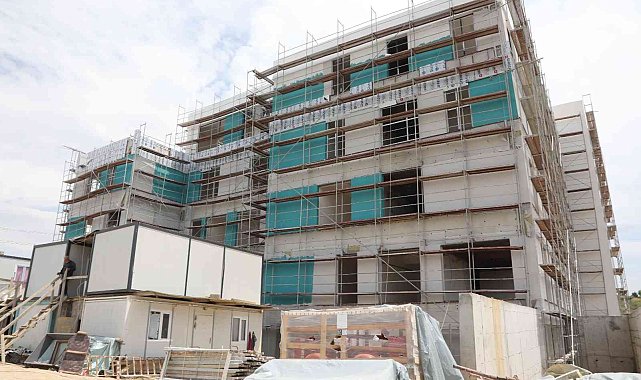 Bayramoğlu Sağlık Kompleksinde çalışmalar sürüyor