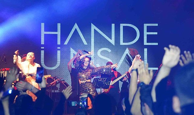 Bilecik&#039;te Hande Ünsal konseri