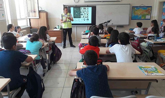 Bilecik&#039;te öğrencilere &#039;Temel Trafik ve Bisiklet Ulaşım, Yaşam Kültürü&#039; semineri