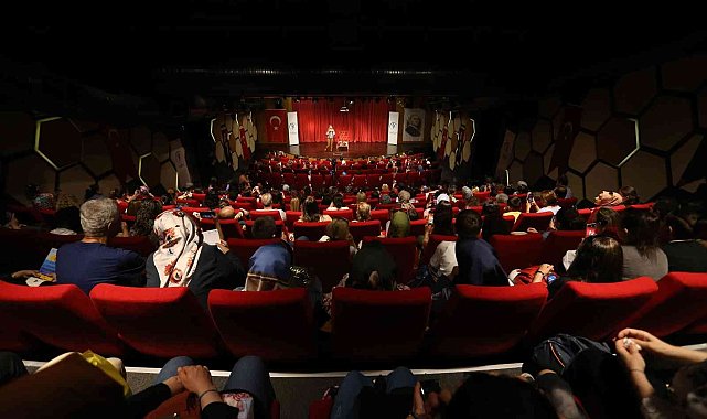 Binlerce ziyaretçinin akın ettiği Merkezefendi 2. Kitap Günleri sona erdi