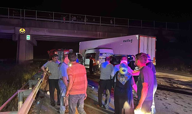 Bolu Dağı'nda zincirleme kaza: 12 yaralı