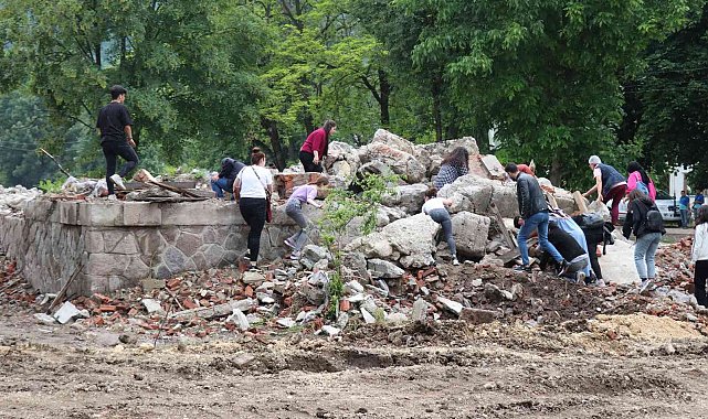 Bolu&#039;da deprem tatbikatında nefes kesen anlar yaşandı