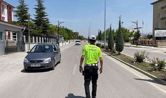 Bolvadin polisinden asayiş ve trafik denetimi
