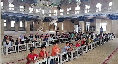 Bulanık'ta yaz Kur'an kurslarına büyük ilgi