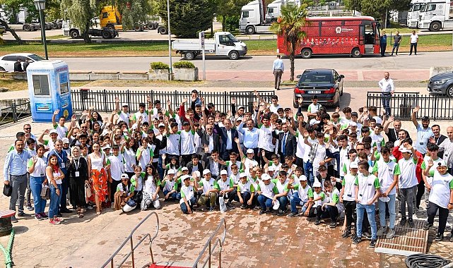 Bursa ve Antalya'dan gelen öğrenciler Samsun'u gezdi