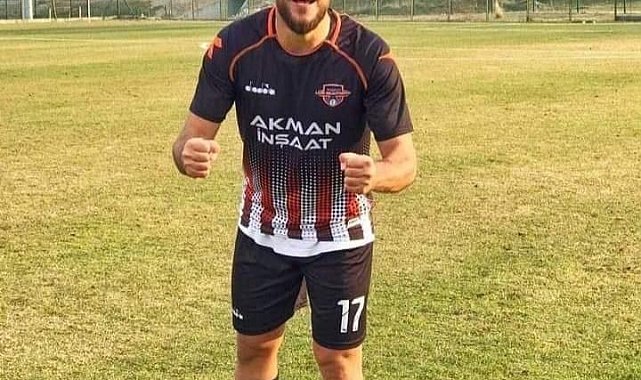 Bursa'da 27 yaşındaki futbolcu kalbine yenik düştü