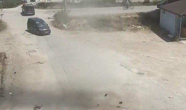 Bursa'da etkisini gösteren sağanak yağış hayatı olumsuz etkiledi