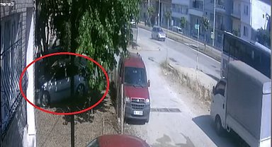 Bursa'da kontrolden çıkan otomobil bahçeye uçtu