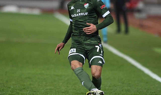 Bursaspor&#039;un en değerli futbolcusu Tuğbey Akgün!