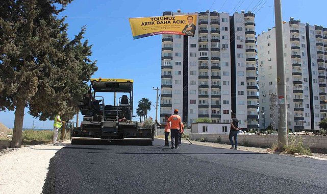 Büyükşehir Belediyesi, Çeşmeli sahil kesimindeki yolları yeniliyor