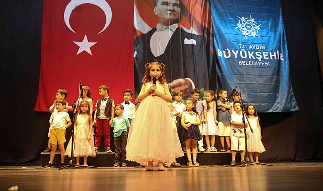 Büyükşehir Belediyesi'nin Çocuk Gelişim Merkezleri ilk mezunlarını verdi