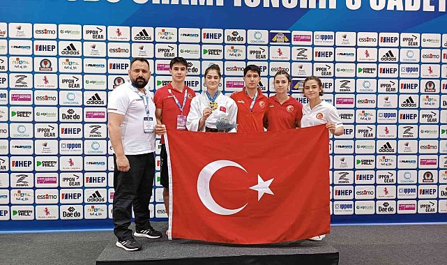 Büyükşehir Belediyesporlu judocu Sinem Oruç Avrupa Şampiyonu